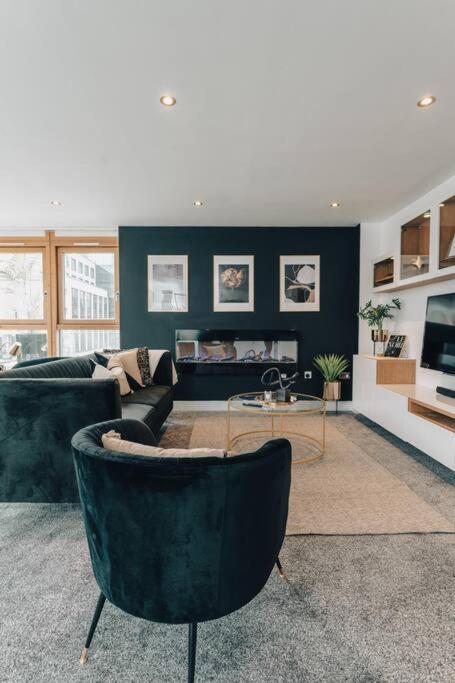 Penthouse Noir - Wyndale Living - Central Bham 2Br Birmingham Bagian luar foto