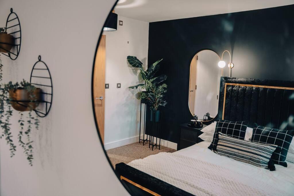 Penthouse Noir - Wyndale Living - Central Bham 2Br Birmingham Bagian luar foto