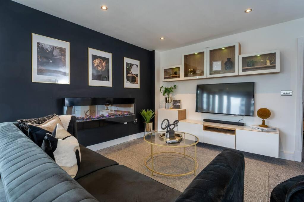 Penthouse Noir - Wyndale Living - Central Bham 2Br Birmingham Bagian luar foto
